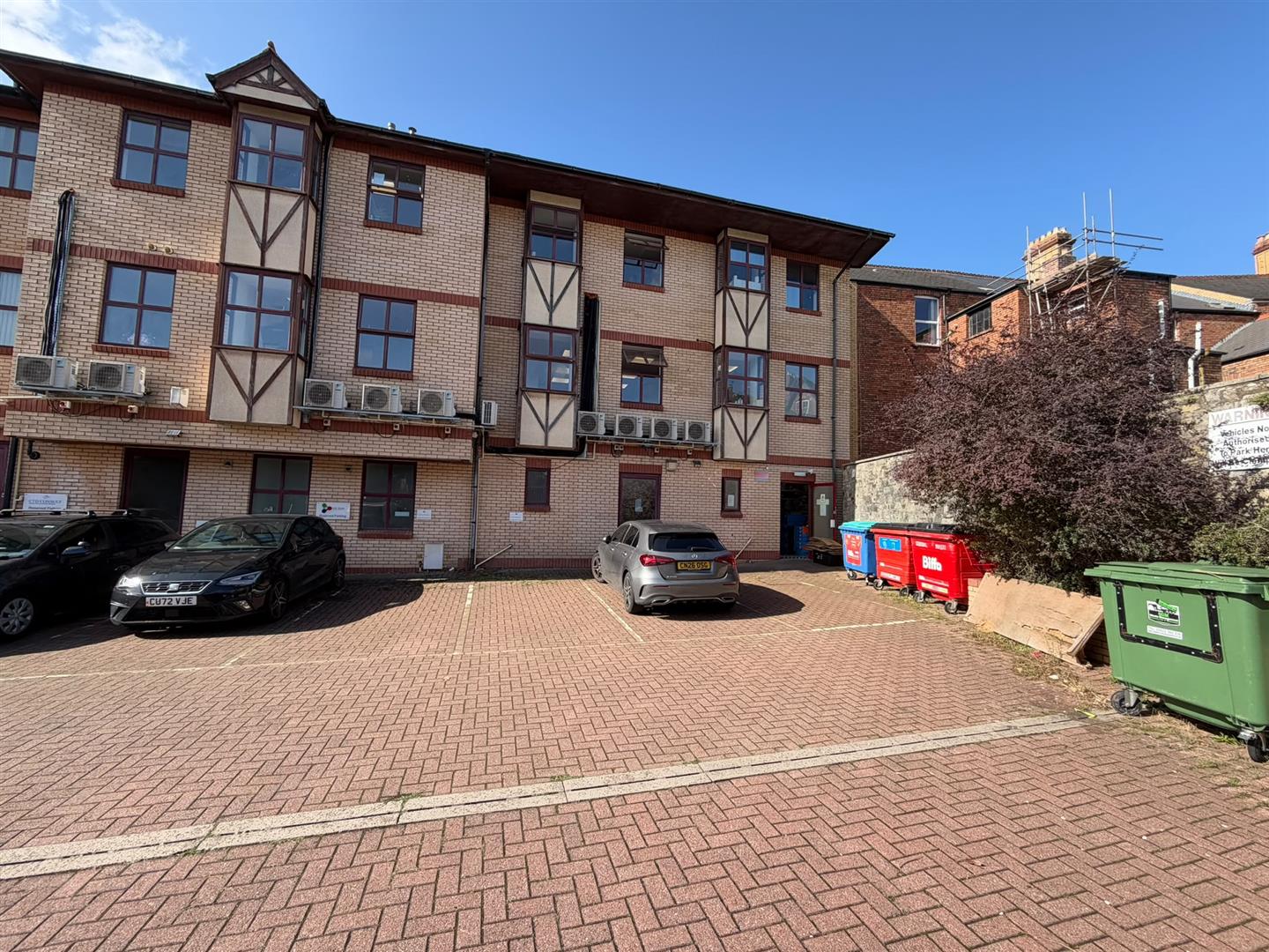 Unit 3 Stangate House, Stanwell Road, Penarth, CF64 2AA